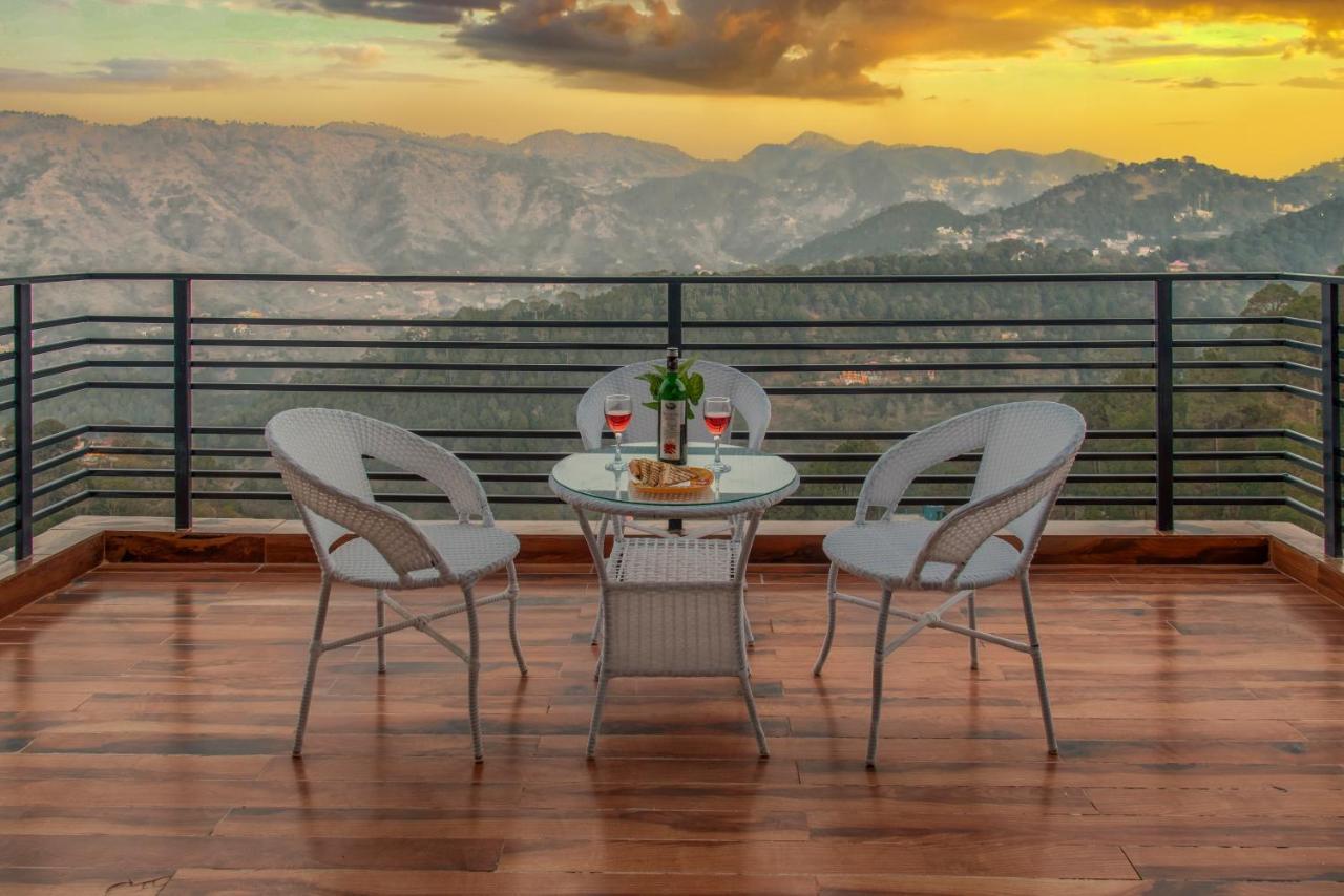 Hillcrest Heights Bed & Breakfast Kasauli Exterior photo